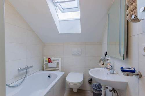 Bad im Dacheschoss - 
