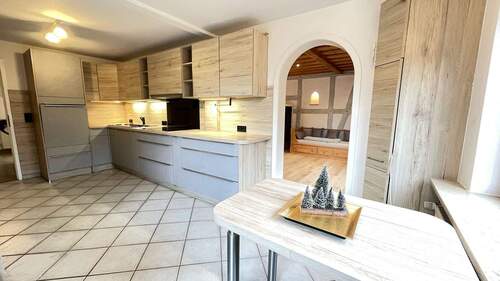 Küche - 8 Zimmer Einfamilienhaus zum Kaufen in Überlingen