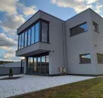 Perfekt für moderne, innovative Dienstleistungsunternehmen! Repräsentativer, Bürokomplex mit Verwaltungsgebäude und 7300 ² Grundstück, in St. Ingbert - Sankt Ingbert
