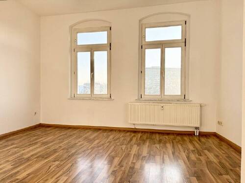 Wohnzi1 - 3 Zimmer Etagenwohnung in Chemnitz