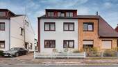 Vorderansicht - Großzügige Doppelhaushälfte mit Einliegerwohnung - Platz für Familie, Generationen & neue Ideen