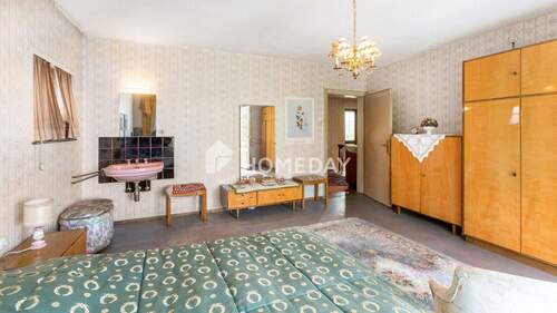 1. OG Elternschlafzimmer 2 - 