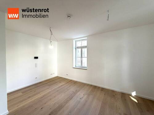 Wohnzimmer TV-Bereich - Etagenwohnung mit 88,60 m&sup2; in München zum Kaufen