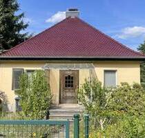 Kleines Haus mit großem Grundstück - Hoyerswerda