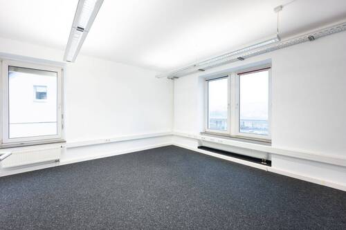 separates Büro - 4 Zimmer Büro in Würzburg