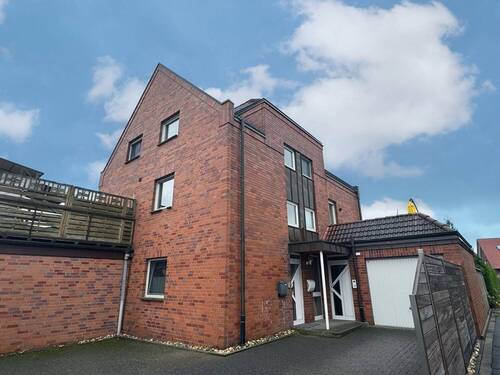 Außenansicht - 'Haus im Haus' ETW in kleiner Eigentümergemeinschaft