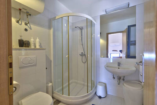 Schönes Badezimmer - 