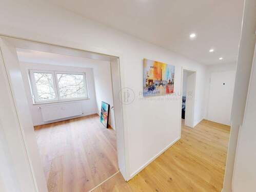 Flur - 1 Zimmer Etagenwohnung zur Miete in München