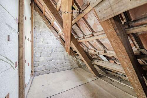 Stauraum in Abseite DG - 