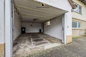 Garage mit Grube und Dachspitz - 6 Zimmer Einfamilienhaus in Backnang