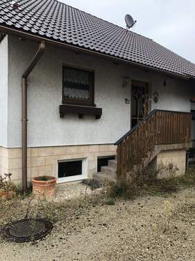 Außenansicht Gebäude II - 1 Zimmer Einfamilienhaus in Altendorf