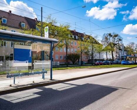 Lage - Mehrfamilienhaus, Wohnhaus in München zum Kaufen