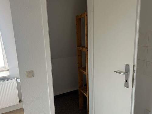 Abstellkammer - 