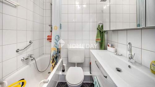 1. OG Badezimmer 1 - 