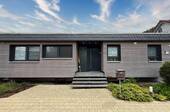 Aussenansicht - Modernes Einfamilienhaus mit Wärmepumpe, PV & Stromspeicher - Energieklasse A+ in Blaubeuren-Weiler