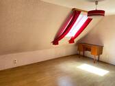 Zimmer im DG (ohne Heizung) - 