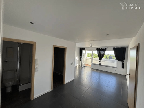 Ein-Zimmer, Küche, Bad - 1,5-Zi-Apartment _ ein eigenes Reich über den Wolken