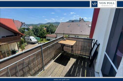 Startbild - Dachgeschoss-Wohnung mit Fachwerk im Herzen von Heiningen