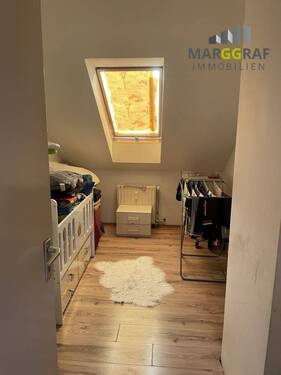 Schlafzimmer DG links - 