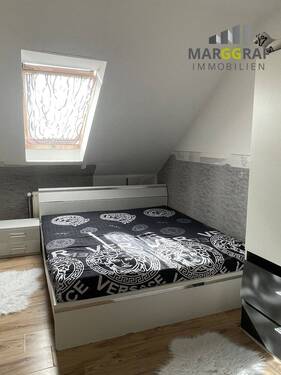 Schlafzimmer DG rechts - 