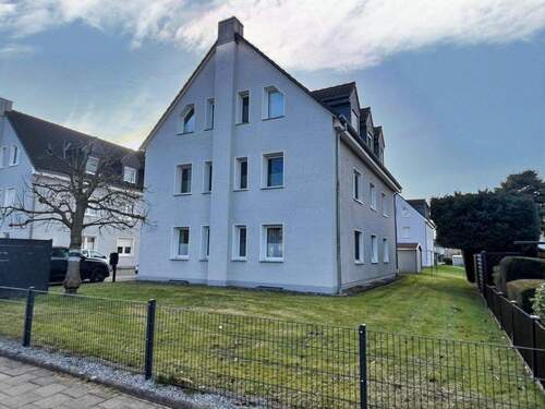 3 Parteien-Haus - 3 Zimmer Etagenwohnung zum Kaufen in Lübbecke