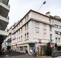 Sanierungsbedürftiges WGH ca. 800 m² Fläche gesamt, Fußgängerzone Bonn, kann leer übergeben werden