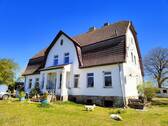 Gutshaus.jpg - ''Gutshaus Wulfsberg auf Rügen - provisionsfrei, mit Geschichte, Seele und Entwicklungspotenzial ''