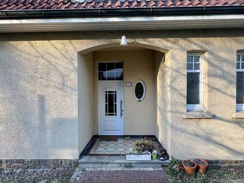 Hauseingang - Einfamilienhaus mit 180,00 m&sup2; in Lübbecke zur Miete