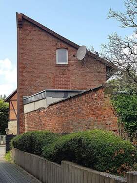 Ansicht von Osten - 3 Zimmer Einfamilienhaus zum Kaufen in Cremlingen