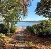 3 Zimmer, Küche, großes Bad, Abstellraum, Terrasse, eingezäunter Garten, Keller, Waschkeller, eigene separate Tiefgarage ! - Berlin Schmöckwitz