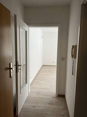 Flur und Eingang - helle 2-Raumwohnung in Chemnitz-Klaffenbach im Erdgeschoss