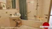 Bad mit Badewanne! - 