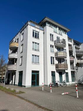 Balkon im 2. OG - Die perfekte Stadtwohnung + Tiefgaragenplatz als Option