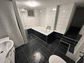 EFH Badezimmer 1 - 