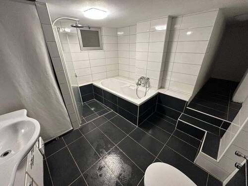EFH Badezimmer 1 - 