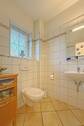 Gäste-WC - 4 Zimmer Doppelhaushälfte in Hamburg