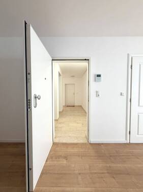 Wohnungseingang - Etagenwohnung mit 130,60 m&sup2; in Kreuzau zum Kaufen