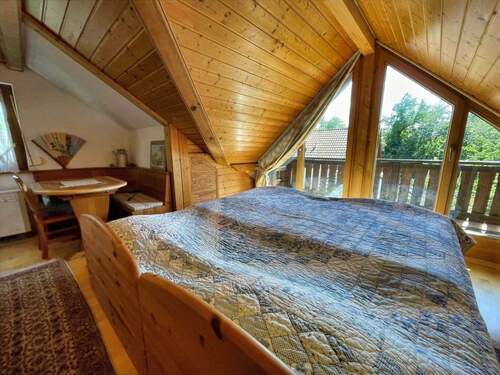 Schlafzimmer, Dachgschoss - 