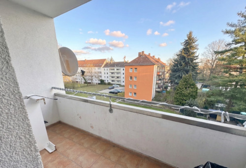 Balkon - 2 Zimmer Etagenwohnung zum Kaufen in Dresden