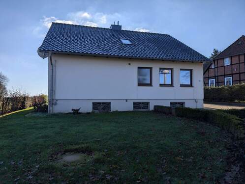 Vorderseite - 5 Zimmer Einfamilienhaus zum Kaufen in Bergen