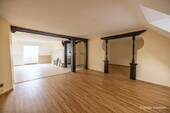 Offener Wohnbereich - Etagenwohnung mit 55,00 m&sup2; in Nürnberg zum Kaufen