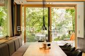 Essbereich mit Blick auf den Karpfenteich - 5 Zimmer Einfamilienhaus in Groß Glienicke