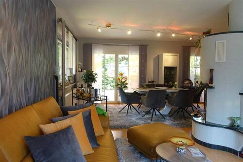 Blick Wohnzimmer zur Terrasse EG - 