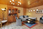 Wohnzimmer - Mehrfamilienhaus, Wohnhaus mit 306,00 m² in Kerpen zum Kaufen