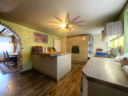 1574-04-Kueche-1.jpeg - Mehrfamilienhaus, Wohnhaus mit 279,00 m² in Oberkirch zum Kaufen