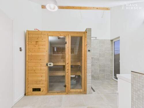 Sauna mit Regendusche - 