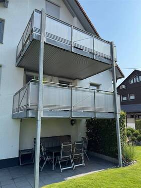 Balkon-Anlage Hauptwohnung - 9 Zimmer Mehrfamilienhaus, Wohnhaus zum Kaufen in Lennestadt
