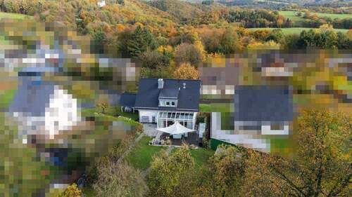 Vogelperspektive - 6 Zimmer Einfamilienhaus zum Kaufen in Neustadt (Wied) / Fernthal