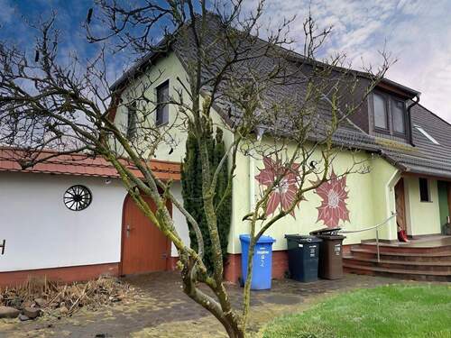 Straßenansicht - 5 Zimmer Doppelhaushälfte zum Kaufen in Altenpleen