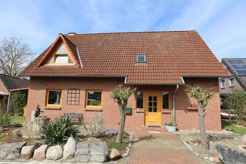 Außenansicht - 5 Zimmer Einfamilienhaus in Neudorf Platendorf